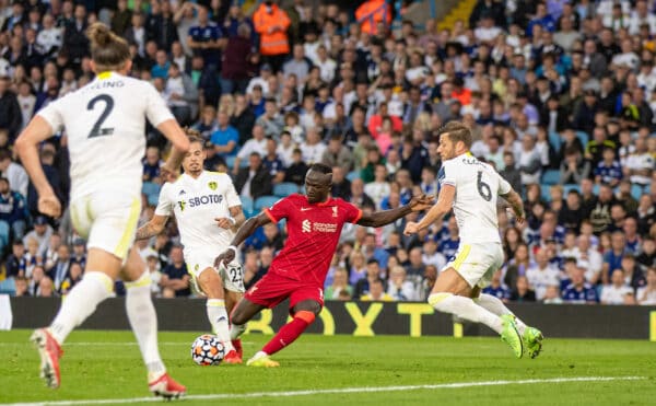 LEEDS, ENGLAND - Sunday 12th September 2021: Liverpool's Sadio Mané scores the third goal during the FA Premier League game between Leeds United FC and Liverpool FC on Elland Road. (Image by David Rawcliffe / Propaganda)